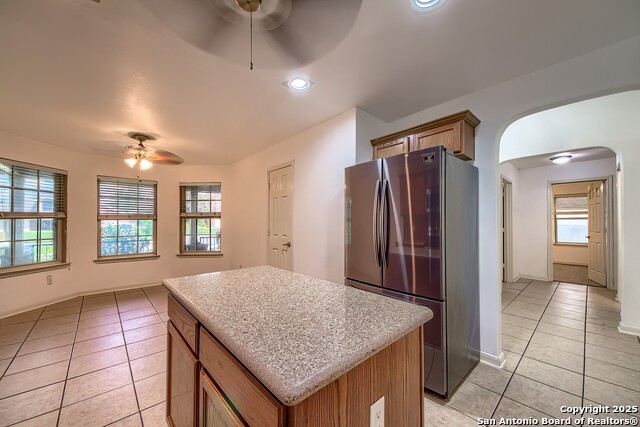 Image 11 of 30 For 7939 Sumac Ridge