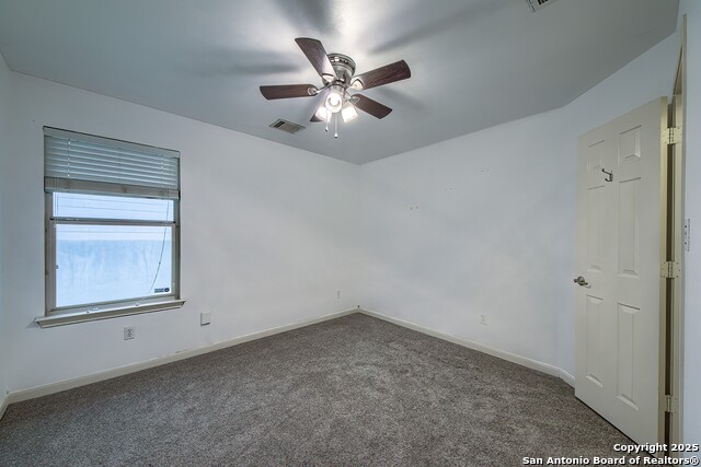 Image 18 of 30 For 7939 Sumac Ridge