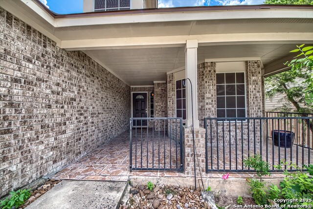 Image 3 of 30 For 7939 Sumac Ridge