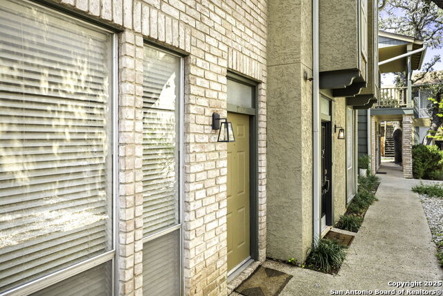 Image 2 of 33 For 3678 Hidden 2702