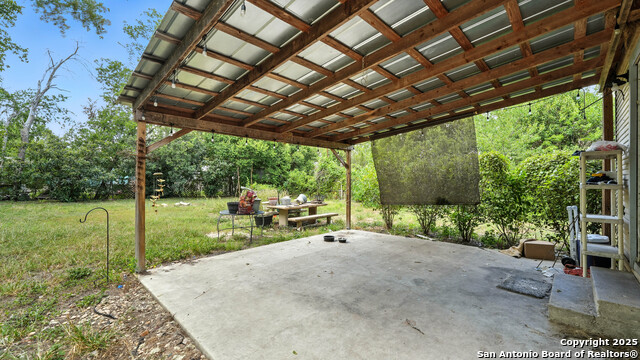 Image 9 of 11 For 415 Elm  