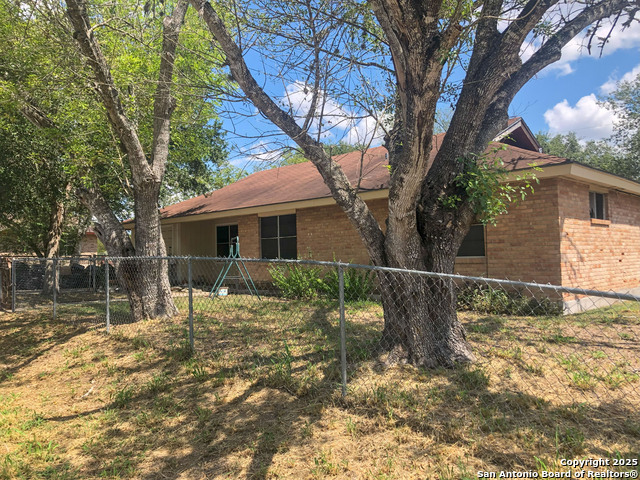 Details for 10446 5th , Pettus, TX 78146