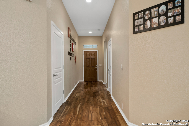 Image 2 of 18 For 1019 Parter Pond