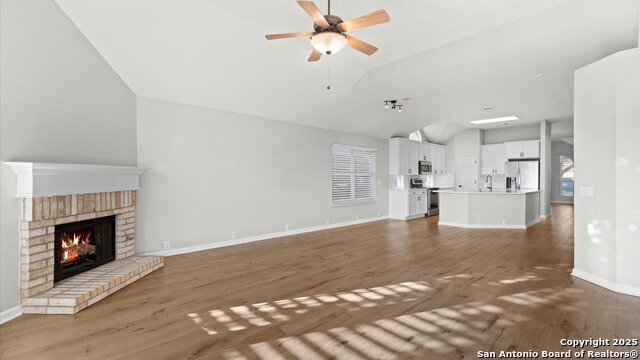 Image 13 of 34 For 4733 Green Bluff