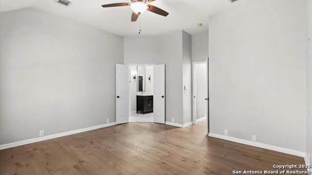 Image 17 of 34 For 4733 Green Bluff