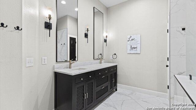 Image 18 of 34 For 4733 Green Bluff