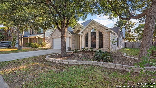 Image 4 of 34 For 4733 Green Bluff
