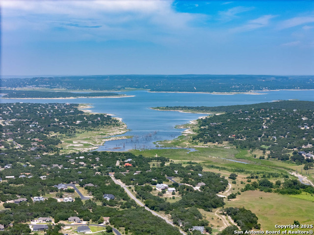 Listing photo id 10 for 1130 Hidden Fawn