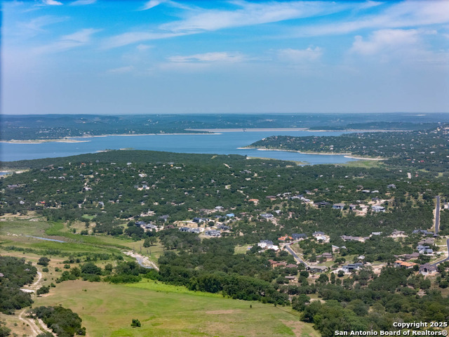 Listing photo id 12 for 1130 Hidden Fawn