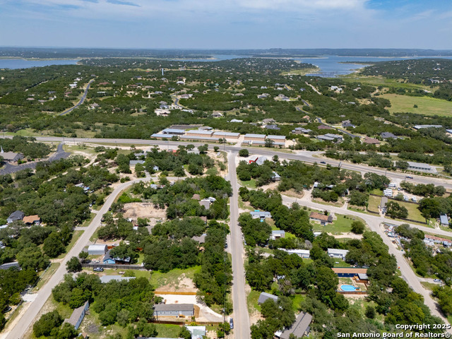 Listing photo id 5 for 1130 Hidden Fawn