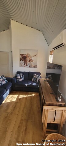 Listing photo id 9 for 1167 County Road 380