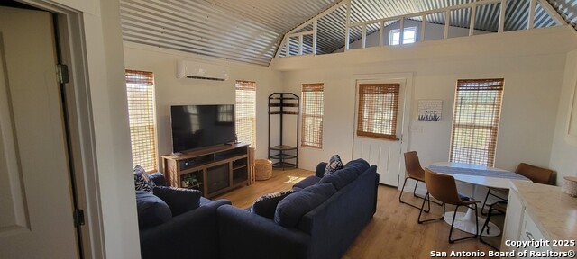 Listing photo id 11 for 1167 County Road 380