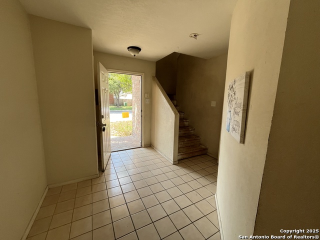 Image 8 of 16 For 8006 Avellano