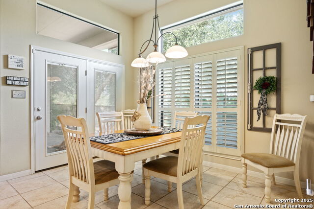 Image 17 of 28 For 1610 Clover