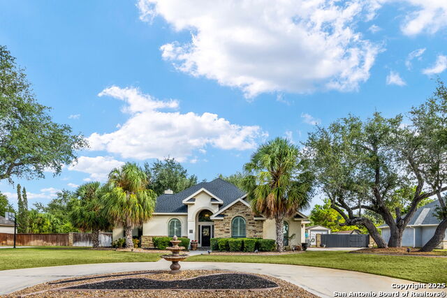 Image 2 of 28 For 1610 Clover