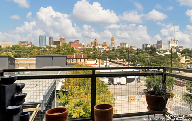 Details for 831 S Flores  2407-, San Antonio, TX 78204