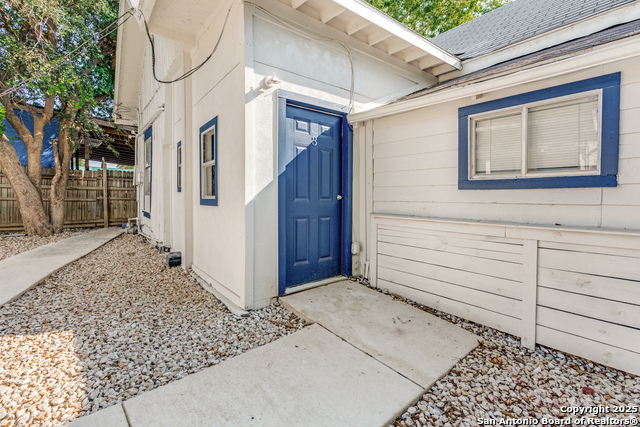 Details for 3430 Flores St S 3b, San Antonio, TX 78204