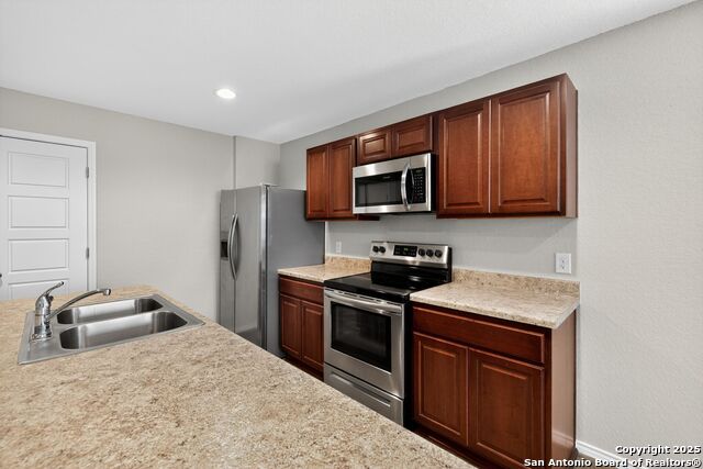 Image 11 of 30 For 3921 Asher Alley