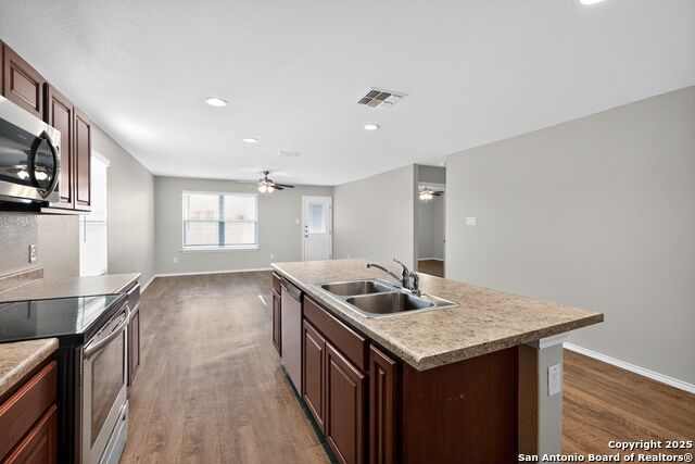 Image 13 of 30 For 3921 Asher Alley