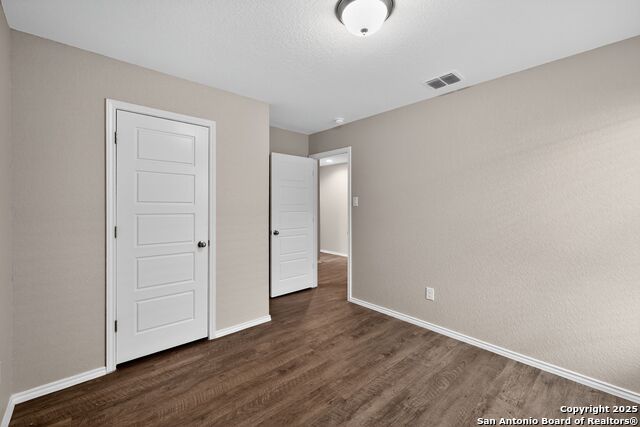 Image 15 of 30 For 3921 Asher Alley