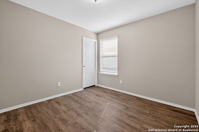 Image 26 of 30 For 3921 Asher Alley