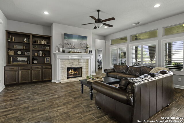 Image 13 of 32 For 2069 Tejas Pecan