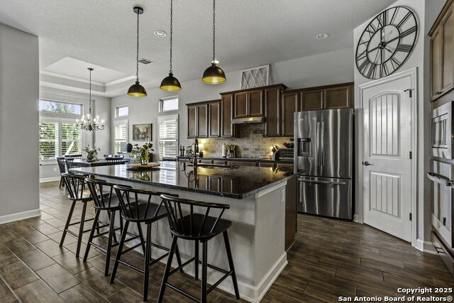 Image 16 of 32 For 2069 Tejas Pecan