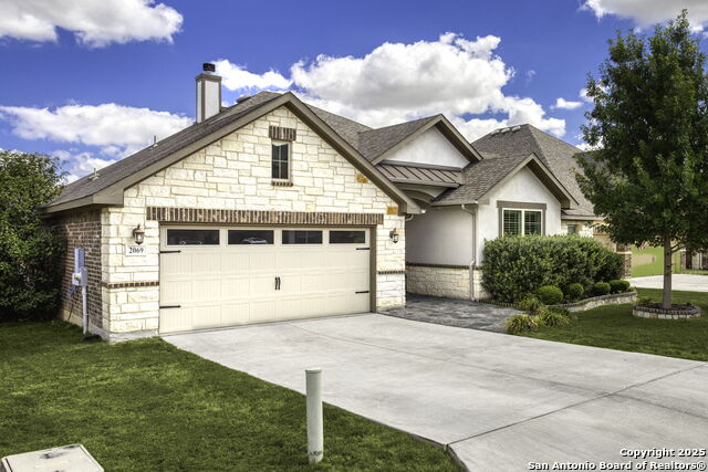 Image 2 of 32 For 2069 Tejas Pecan