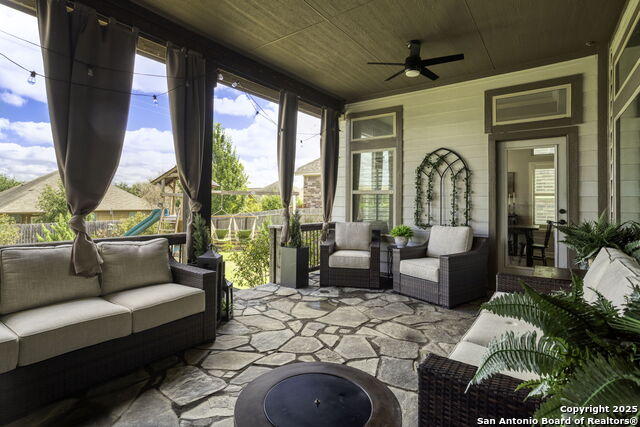 Image 26 of 32 For 2069 Tejas Pecan