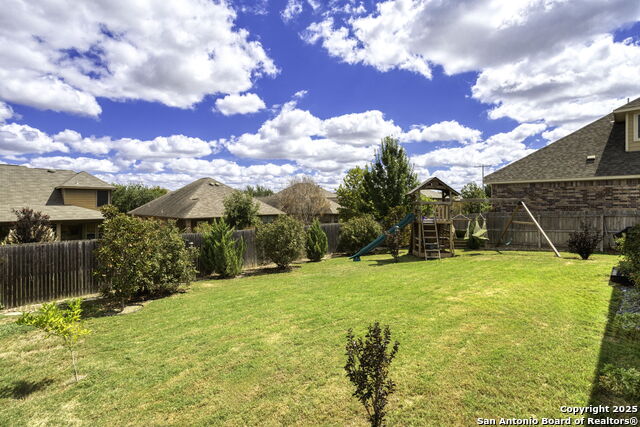 Image 31 of 32 For 2069 Tejas Pecan