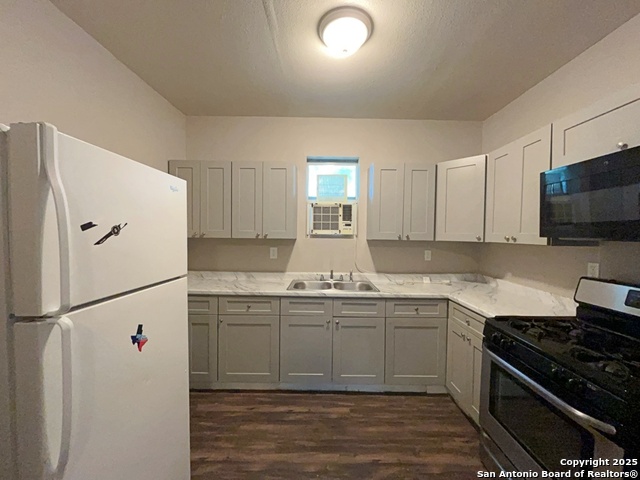 Image 10 of 25 For 378 Petaluma Blvd E B