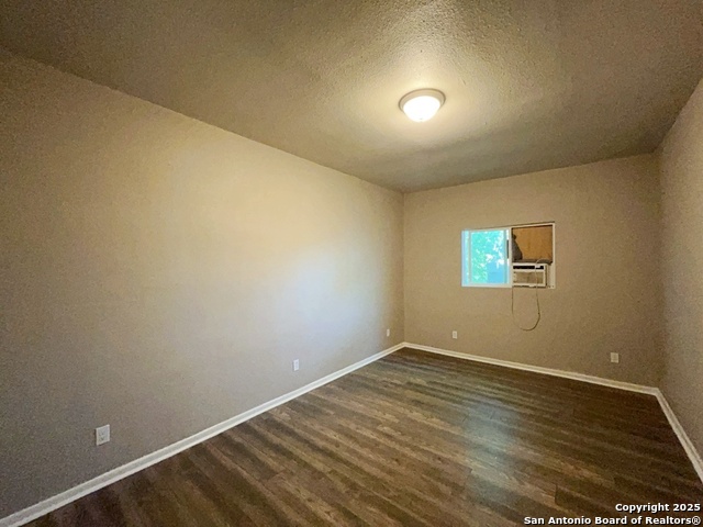 Image 13 of 25 For 378 Petaluma Blvd E B