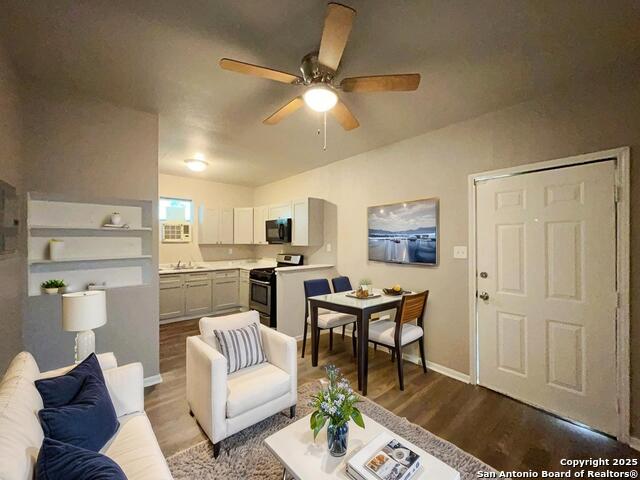 Image 3 of 25 For 378 Petaluma Blvd E B