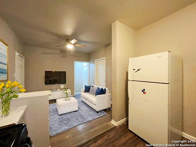 Image 4 of 25 For 378 Petaluma Blvd E B