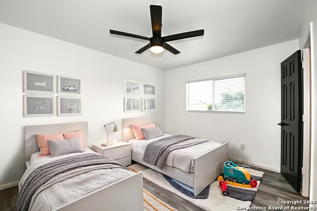 Listing photo id 16 for 12002 Amber Vista