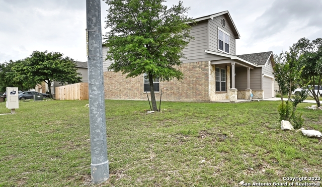 Listing photo id 1 for 12002 Amber Vista