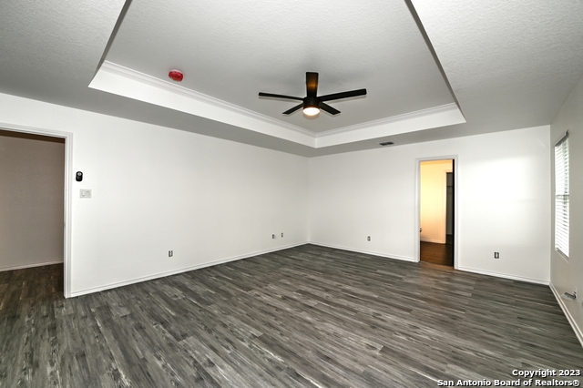 Listing photo id 37 for 12002 Amber Vista