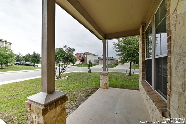 Listing photo id 2 for 12002 Amber Vista