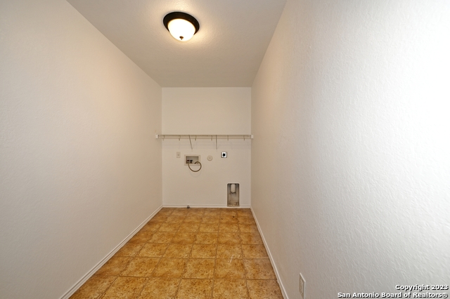 Listing photo id 51 for 12002 Amber Vista