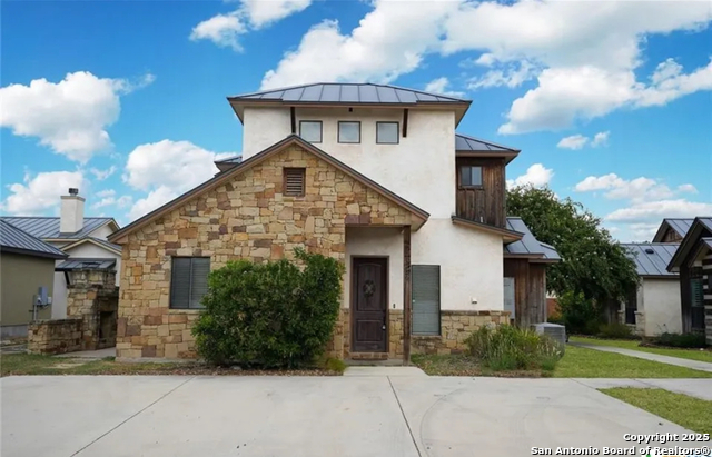 1752 Gruene Vineyard Crossing