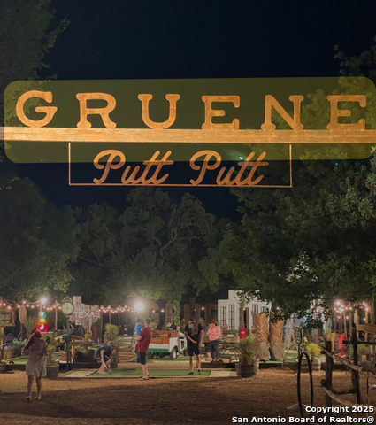 Image 27 of 37 For 1752 Gruene Vineyard Crossing