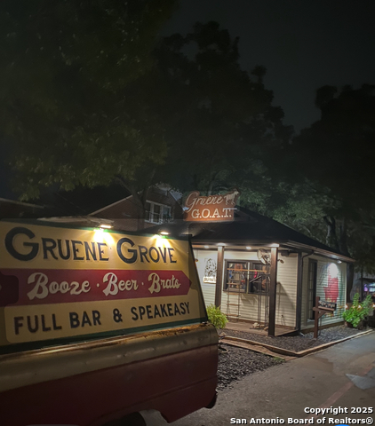 Image 30 of 37 For 1752 Gruene Vineyard Crossing