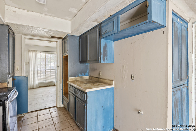 Image 12 of 34 For 15726 Timberway