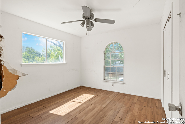 Image 25 of 34 For 15726 Timberway