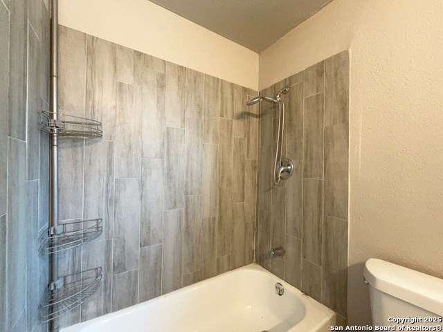 Image 18 of 29 For 378 Petaluma Blvd E D