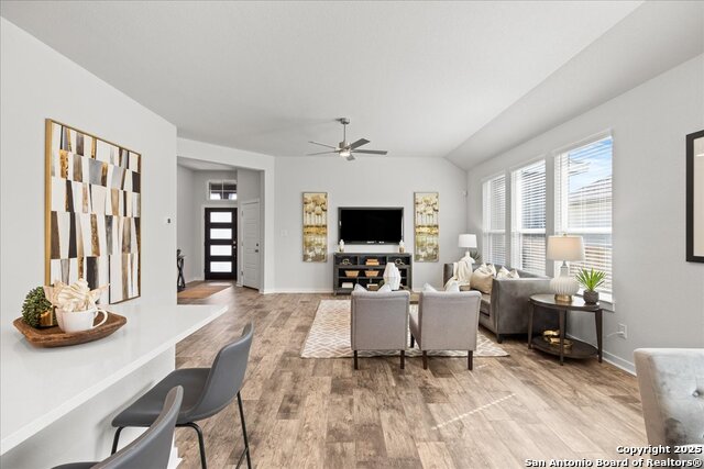 Image 8 of 21 For 2009 Shepards Street