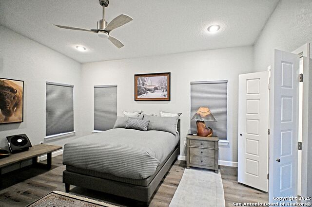 Listing photo id 10 for 143 Mountainview