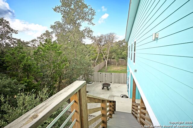 Listing photo id 30 for 143 Mountainview