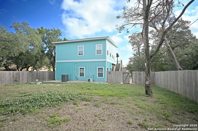 Listing photo id 34 for 143 Mountainview