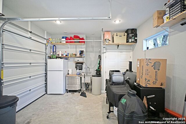 Listing photo id 35 for 143 Mountainview